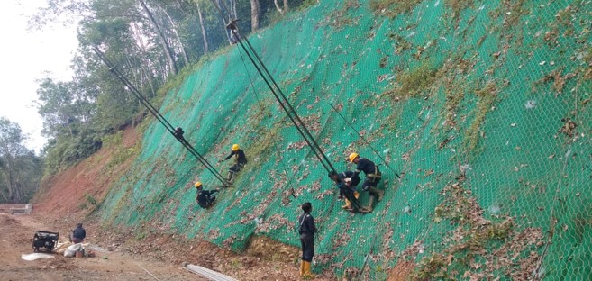 driven-nail-3.jpg Sinamar Dam